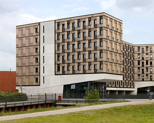 Center for International Higher Education, Boston College